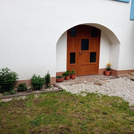 Penzion L'Isola Kunzak Exterior photo
